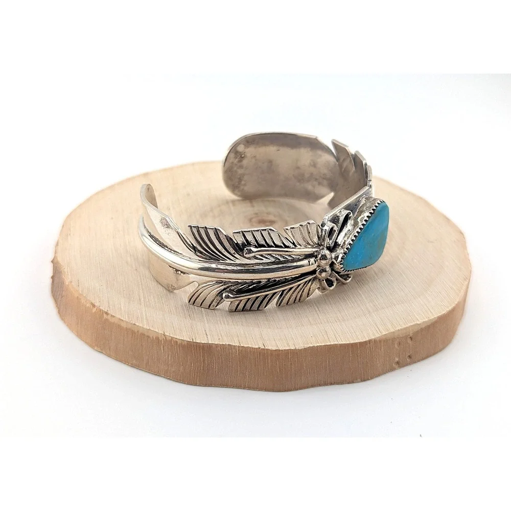 Navajo Jewelry this beautiful